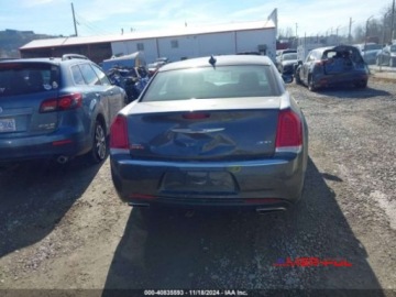 Chrysler 300C II 2021 Chrysler 300 2021 r., 3,6 L 4x4 3.6 Benzyna 292KM, zdjęcie 4