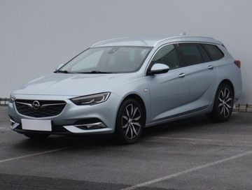Opel Insignia II Sports Tourer 1.5 Turbo 165KM 2017 Opel Insignia 1.5 Turbo, Salon Polska, Automat, zdjęcie 1