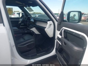 Land Rover Defender IV (L663) 2022 Land Rover Defender 110 X-Dynamic HSE 2022 3.0l 3.0 Benzyna 395KM, zdjęcie 10