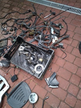 Honda Varadero xl 1000 год 04 Запчасти