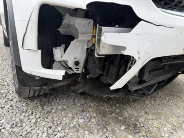 Kia Niro I 2018 Kia Niro 1.6 Hybryda 61 tys km Lekko uszkodzony, zdjęcie 18