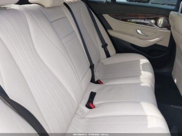 Mercedes Klasa E W213 2019 Mercedes-Benz Klasa E E300 4matic 2.0 Benzyna 241KM, zdjęcie 10