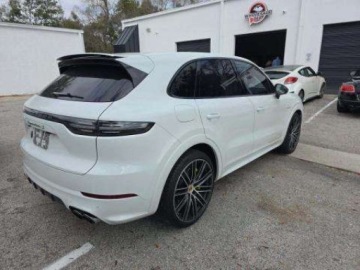 Porsche Cayenne III 2020 Porsche Cayenne Turbo S E-Hybrid 2020 4.0 Hybryda 670KM, zdjęcie 4