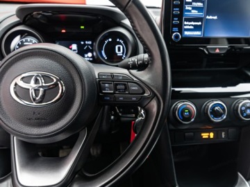 Toyota 2022 TOYOTA Yaris Cross 1.5 Comfort Suv 125KM 2022, zdjęcie 13