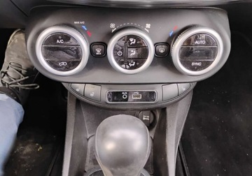 Fiat 500X 2016 Fiat 500X 2016r, 2.4 LPG. 4x4. AUTOMAT. Uszkodzony prawy przod. Jezdzi., zdjęcie 13