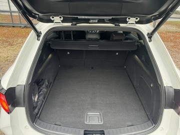 Toyota Corolla XII TS Kombi 2.0 Hybrid Dynamic Force 184KM 2021 Toyota Corolla 2.0HSD184KM TREK Full Led El. klapa, zdjęcie 13