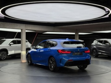 BMW Seria 1 F40 Hatchback 2.0 120i 178KM 2023 BMW Seria 1 120i M Sport Zawieszenie adaptacyjne ACC Ambiente Kamera, zdjęcie 2
