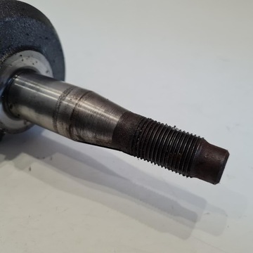 КОЛЕНВАЛ BRIGGS & STRATTON QUANTUM 35