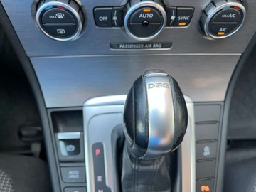 Volkswagen Passat B7 Variant 2.0 TDI CR DPF BlueMotion 140KM 2014 Volkswagen Passat Variant 2.0 diesel 140 KM automat zarej w PL ksiazka, zdjęcie 11