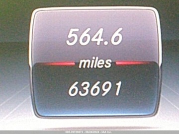 Mercedes Klasa E W213 2019 Mercedes-Benz Klasa E 2019 Mercedes-Benz E-Class E 300 4MATIC Sedan 2.0, zdjęcie 15