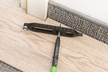 Регулируемая линейка для разметки с подшипником для Пика.