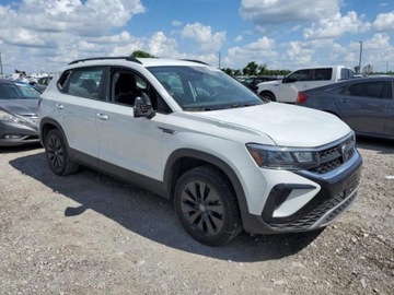 Volkswagen Tiguan II 2022 Volkswagen Tiguan 2022 VOLKSWAGEN TAOS S, silnik 1.5 L 1.5 Benzyna 158KM, zdjęcie 4