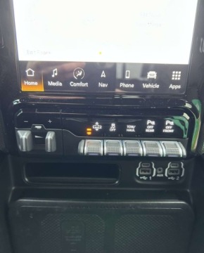 Dodge Ram V 2022 Dodge RAM Dodge RAM 5.7 Benzyna 390KM, zdjęcie 16