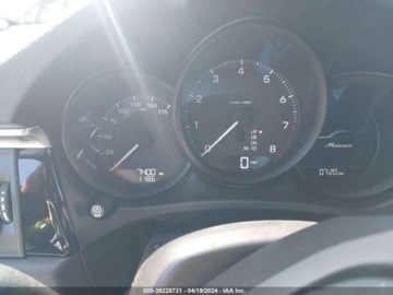 Porsche Macan 2023 Porsche Macan 2023r, T, 2.0, 4x4 2.0 Benzyna 262KM, zdjęcie 9