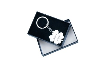 Брелок с клевером, брелок с гравировкой, подарок