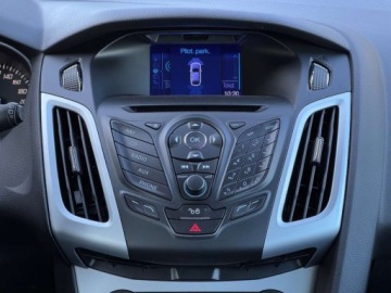 Ford Focus III Kombi 1.0 EcoBoost 100KM 2012 Ford Focus 1.0 Benz Zadbany Nowy rozrzad Benzyna 100KM, zdjęcie 16