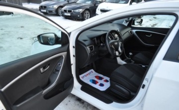 Hyundai i30 II Hatchback 5d 1.4 MPI 100KM 2012 Hyundai i30 1.4 Benzyna Klimatyzacja Cz.parkowania 1.4 Benzyna 99KM, zdjęcie 11