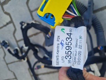 INSTALACE DVEŘE LEVÝ PŘEDNÍ PEUGEOT 2008 II 9835953480