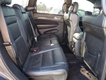 Jeep Grand Cherokee IV 2016 Jeep Grand Cherokee Srt-8 2016 6.4 Benzyna 475KM, zdjęcie 2