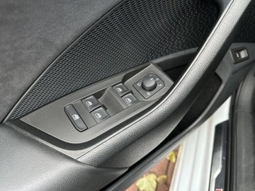 Skoda Octavia IV Liftback 2.0 TDI SCR 200KM 2022 Skoda Octavia RS 2.0 TDI 200KM 4x4 Fotele Ergonomi, zdjęcie 29