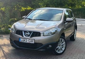 Nissan Qashqai I Crossover 1.6 Start/Stop 117KM 2011 Nissan Qashqai 1.6 117KM CLIMATRONIC NAVI Kamera Bezwypadkowy Serwis 1.6