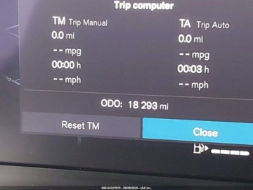 Volvo XC40 2024 Volvo XC 40 B5 Plus Dark Theme 2024 2.0l 2.0 Benzyna 247KM, zdjęcie 11