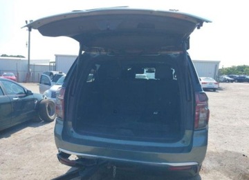 Chevrolet Suburban GMT900 2024 Chevrolet Suburban 2024, 5.3L, 4x4, LT, od ube..., zdjęcie 1