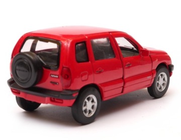 Chevrolet Niva 1:34 модель WELLY metal NEX