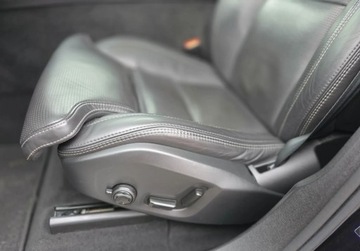 Volvo XC60 II Crossover T6 310KM 2019 Volvo XC 60 Rezerwacja 310KM AWD Masaze HAK Head-UP 2.0 Benzyna 310KM, zdjęcie 24