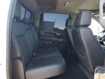  GMC Sierra K2500 Denali 2021 6.6l 6.6 Diesel 445KM, zdjęcie 10