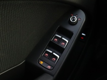 Audi A4 B9 Avant 2.0 TDI 190KM 2015 Audi A4 2.0 TDI, 187 KM, 4X4, Automat, Skóra, zdjęcie 16