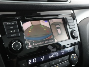 Nissan Qashqai II Crossover Facelifting 1.3DIG-T 140KM 2019 Nissan Qashqai klima auto navi kamera i czujniki, zdjęcie 24