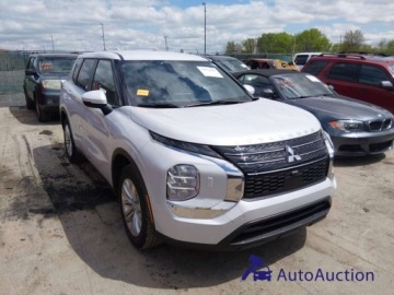 Mitsubishi Outlander III 2024 Mitsubishi Outlander 2024 MITSUBISHI OUTLANDER ES 2.5 S-AWC 2.5 Benzyna