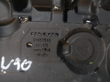 KRYT MOTORU HORNÍ S60 III 18- 2.0B 31657646
