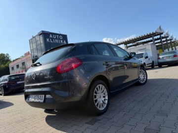 Fiat Bravo II Hatchback 5d 1.4 T-JET 16V 120KM 2009 Fiat Bravo ZAMIEŃ swoje auto zostaw w rozliczeniu – Dowóz pod dom, zdjęcie 4