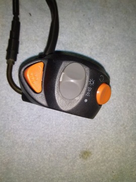 MALAGUTI MADISON R 125 2003 г., переключатель правый