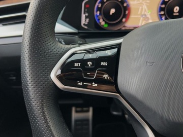 Volkswagen Arteon Fastback Facelifting 2.0 TSI 190KM 2024 Volkswagen Arteon 2.0TSI 190KM Elegance DSG SerwisASO Keyless Acc Hak Navi, zdjęcie 17