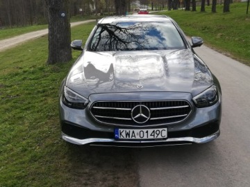 Mercedes Klasa E W214 Sedan Plug-In 2.0 300de 313KM 2023 Mercedes-Benz E 300e 4 Matic Hybryda Plug-in, zdjęcie 14