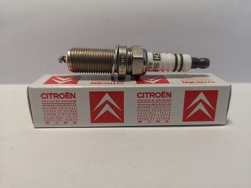 ŚWIECA ZAPŁONOWA OE CITROEN PEUGEOT 1.6 2.0 16V BOSCH