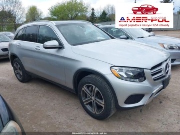 Mercedes GLC C253 2017 Mercedes-Benz GLC 300 4matic, 2017r., 4x4, 2.0L 2.0 Benzyna 241KM