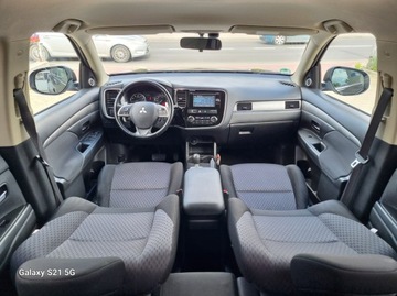 Audi A3 8P Hatchback 3d 2.0 TDI CR 140KM 2014 Mitsubishi Outlander III 2.0 150 KM 7 foteli alufelgi climatronic gwarancja, zdjęcie 15