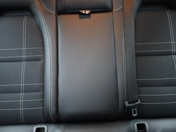 Mercedes GLA I Off-roader 1.6 200 156KM 2014 Mercedes GLA GLA 200, Salon Polska, Serwis ASO, zdjęcie 9