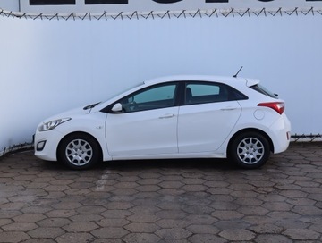 Hyundai i30 II Hatchback 3d 1.6 CRDi (LOW) 110KM 2013 Hyundai i30 1.6 CRDi, Salon Polska, Serwis ASO, zdjęcie 2