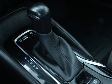 Toyota Corolla XII Sedan 1.8 Hybrid 122KM 2021 Toyota Corolla 1.8 Hybrid, Salon Polska, zdjęcie 16