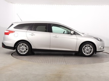 Ford Focus III Kombi 1.0 EcoBoost 125KM 2013 Ford Focus 1.0 EcoBoost, Serwis ASO, Navi, Klima, zdjęcie 5