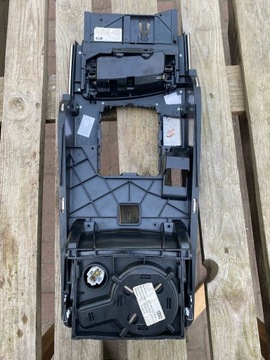 TUNEL ŚRODKOWY DEKOR PANEL DO RADIA MMI AUDI A6 C6 DREWNO EUROPA