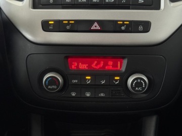 Kia Venga Mikrovan Facelifting 1.4 DOHC 90KM 2016 Kia Venga 1.4GDI 90KM UEFA Euro 2016 Alu Klima BDB Stan SSU 1.4 90KM, zdjęcie 27
