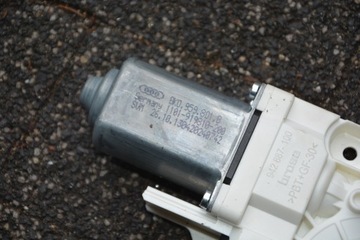 МОТОР ПОДЪЕМА ОКНА AUDI 8K0959801B 802B