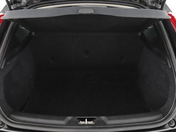 Volvo V40 II Cross Country 2.0 D2 DRIVE-E 120KM 2015 Volvo V40 klima auto czujniki parkowania, zdjęcie 19