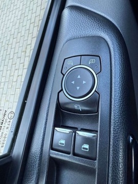 Ford Tourneo Custom I 2019 Ford Tourneo Custom LEDNaviPDCSkoraKameraFull Opcja 2.0 Diesel 170KM, zdjęcie 30